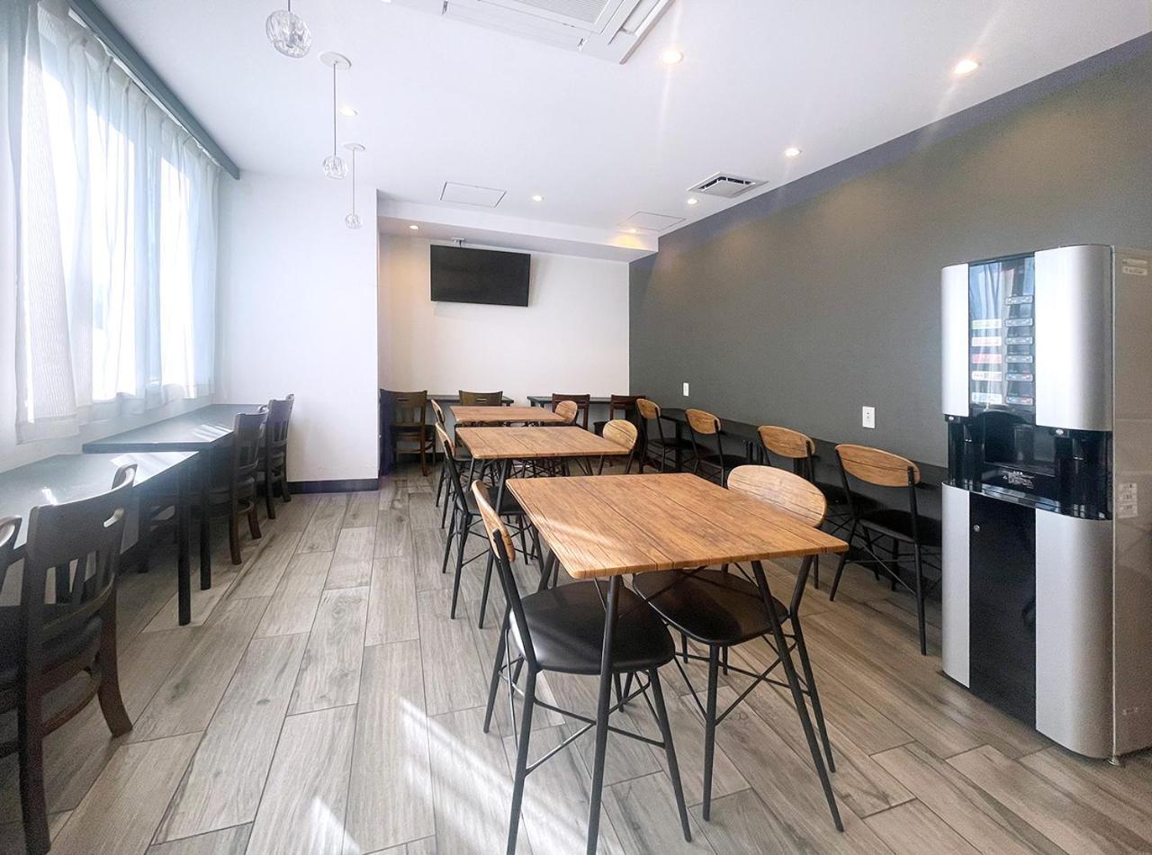 Hotel Trend Abeno Tennoji Осака Экстерьер фото